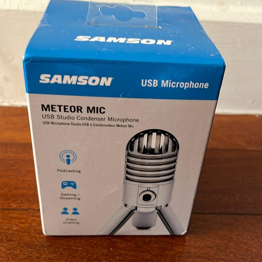 NWT Samson Meteor Mic never opened
